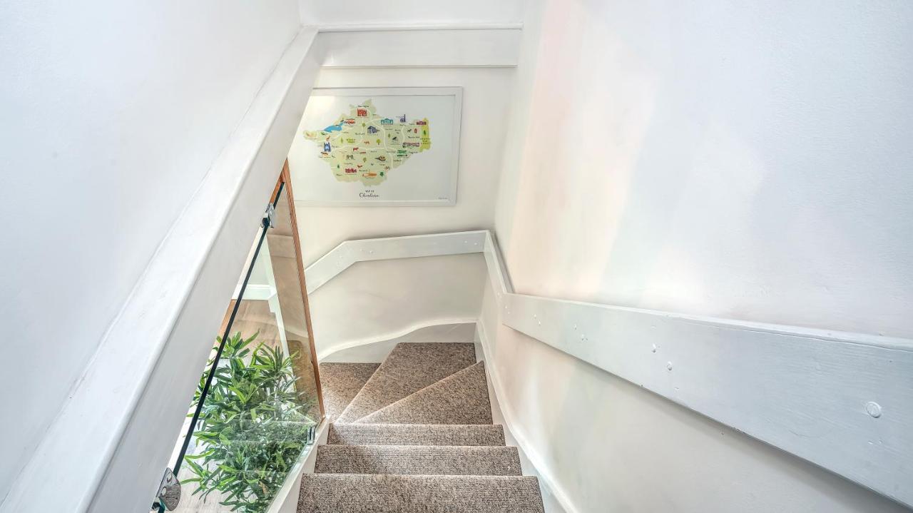 Modern 3-Bed House On Tarporley High Street Villa Eksteriør billede